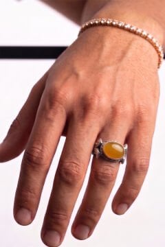 Yan Oval Katre Model Sarı Akik Taşlı Gümüş Erkek Yüzük