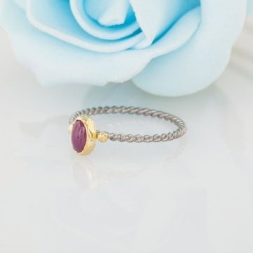 Yakut Taşlı El İşi Minimal Gümüş Yüzük