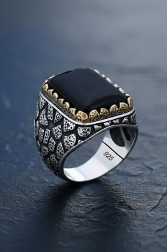 Oniks Taşlı Gümüş Yüzük