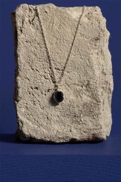 Oniks Taşlı Minimal Gümüş Kadın Kolye