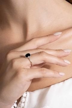 Oniks Taşlı Minimal Gümüş Ayarlanabilir Kadın Yüzük