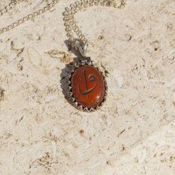 Akik Taşı Üzeri Kazıma El İşi Gümüş Kolye