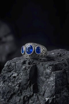 Kalem İşçiliği Özel Tasarım Üç Taş Safir Zirkon Taşlı Gümüş Yüzük