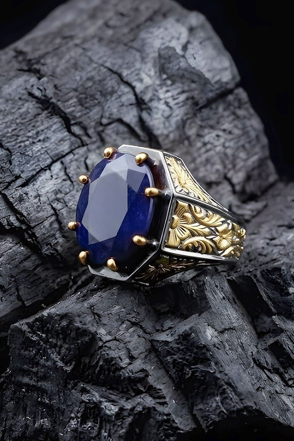 Siyah Rodaj ve Altın Kaplama Safir Zirkon Taşlı Gümüş Yüzük