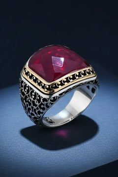 Sarmaşık İşlemeli Kırmızı Zirkon Taşlı Yüzük