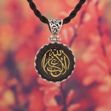 Oniks Taşı Üzeri Kazıma Kişiye Özel El İşi Kolye