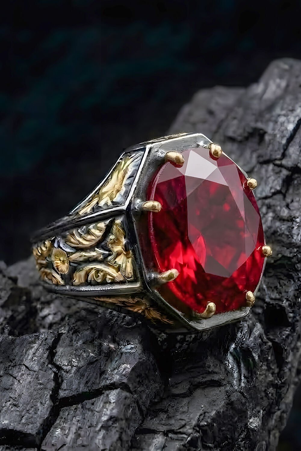 Siyah Rodaj ve Altın Kaplama Yakut Zirkon Taşlı Gümüş Yüzük