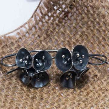 4'lü Çiçek Gümüş Küpe