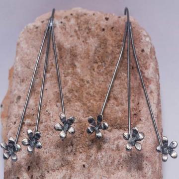 Üçlü Çiçek Gümüş Küpe