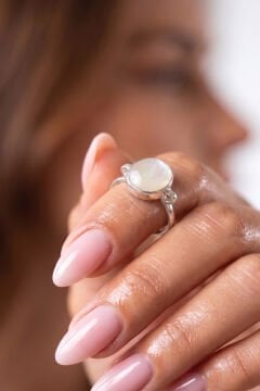 Luna Model Doğal Sedef Taşlı Gümüş Kadın Yüzük 20 - Gümüş Rengi