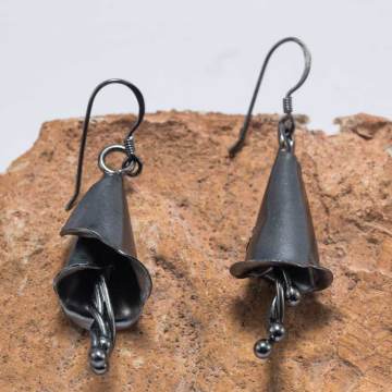 Gonca Model Gümüş Küpe