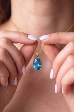 Tek Taş Model Mavi Topaz Renk Zirkon Taşlı Gümüş Kadın Kolye Altın Rengi