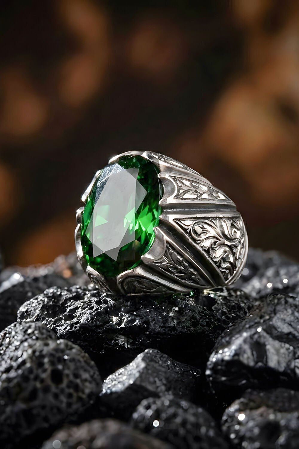 Erzurum Kalem İşçiliği Sancaktar Model Zümrüt Zirkon Taşlı Erkek Yüzük