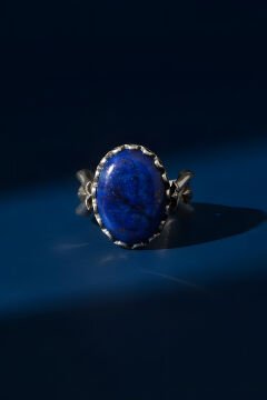 Lale Model Lapis Lazuli Taşlı El İşi Gümüş Yüzük 13 - Gümüş Rengi