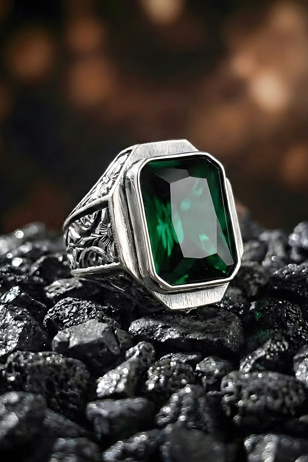 Erzurum Kalem İşçiliği Mizan Model Zümrüt Zirkon Taşlı Erkek Yüzük