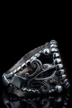 Akik Taşlı El İşi Zambak Desenli Gümüş Yüzük