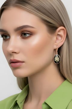 Damla Kehribar İçine Gül Oyma El İşi Gümüş Küpe Rose Rengi