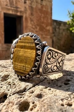 Kalem İşleme Desenli Kaplangözü Taşlı Gümüş Erkek Yüzük