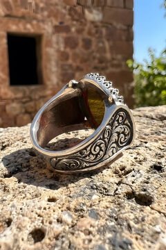 Kalem İşleme Desenli Kaplangözü Taşlı Gümüş Erkek Yüzük