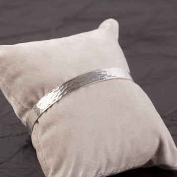 El İşi Dövme Model Gümüş Bileklik