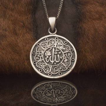 Allah'ın İsimleri Yazılı Gümüş Kolye