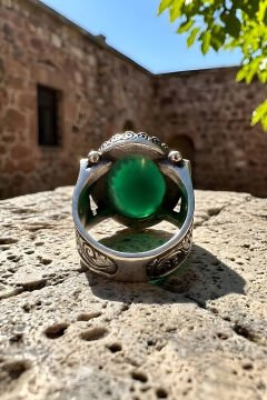 Kalem İşleme Desenli Yeşil Akik Taşlı Gümüş Erkek Yüzük