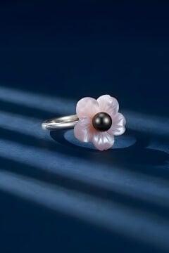 Sedefi Bahar Model Sedef Ve Siyah İnci Taşlı Minimal Kadın Yüzük