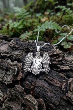 Kartal Model Ay Yıldız İşelemeli Gümüş Kolye