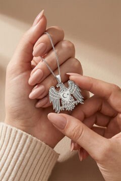 Kartal Model Ay Yıldız İşelemeli Gümüş Kolye