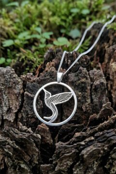 Sinek Kuşu Model Gümüş Kolye