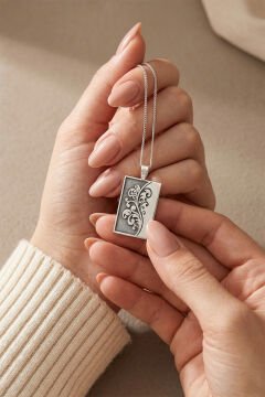 Bahar Filizi Model Gümüş Kadın Kolye