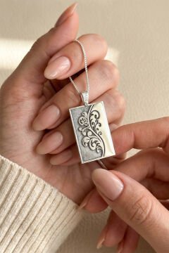 Bahar Filizi Model Gümüş Kadın Kolye