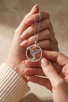 Sinek Kuşu Model Gümüş Kolye Gümüş Rengi