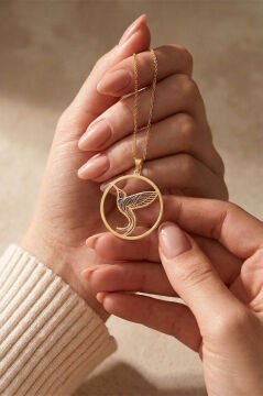 Sinek Kuşu Model Gümüş Kolye Altın Rengi