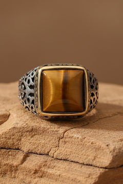 Kare Model Kaplangözü Taşlı Gümüş Erkek Yüzük