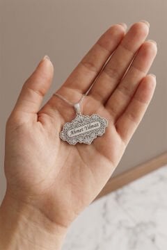 Kişiye Özel İsim İşlemeli Gravür Desen İşlemeli Gümüş Kolye Gümüş Rengi