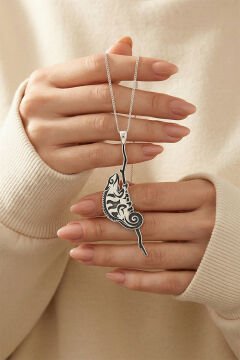 Bukalemun Model Gümüş Unisex Kolye