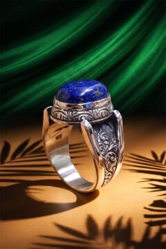 Kalem İşleme Detaylı Özel Tasarım Lapis Lazuli Taşlı Gümüş Erkek Yüzük