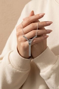 Fermuar Model Gümüş Unisex Kolye