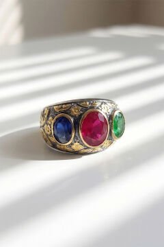 Karışık Renk Zirkon Özel Tasarım Siyah Rodaj Kaplamalı Üç Taşlı Gümüş Yüzük