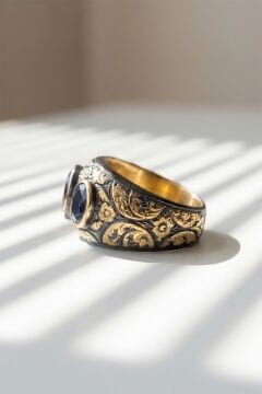 Karışık Renk Zirkon Özel Tasarım Siyah Rodaj Kaplamalı Üç Taşlı Gümüş Yüzük