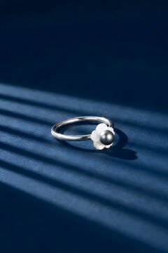 Kardelen Model Sedef Ve Siyah İnci Taşlı Minimal Kadın Yüzük