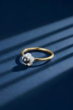 Kardelen Model Sedef Ve Siyah İnci Taşlı Minimal Kadın Yüzük 18 - Altın Rengi