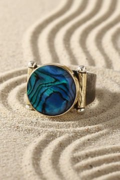 Okyanus Sedefi Taşlı Atılgan Model Gümüş Yüzük