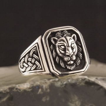 Aslan Başı Kabartma Model Gümüş Yüzük